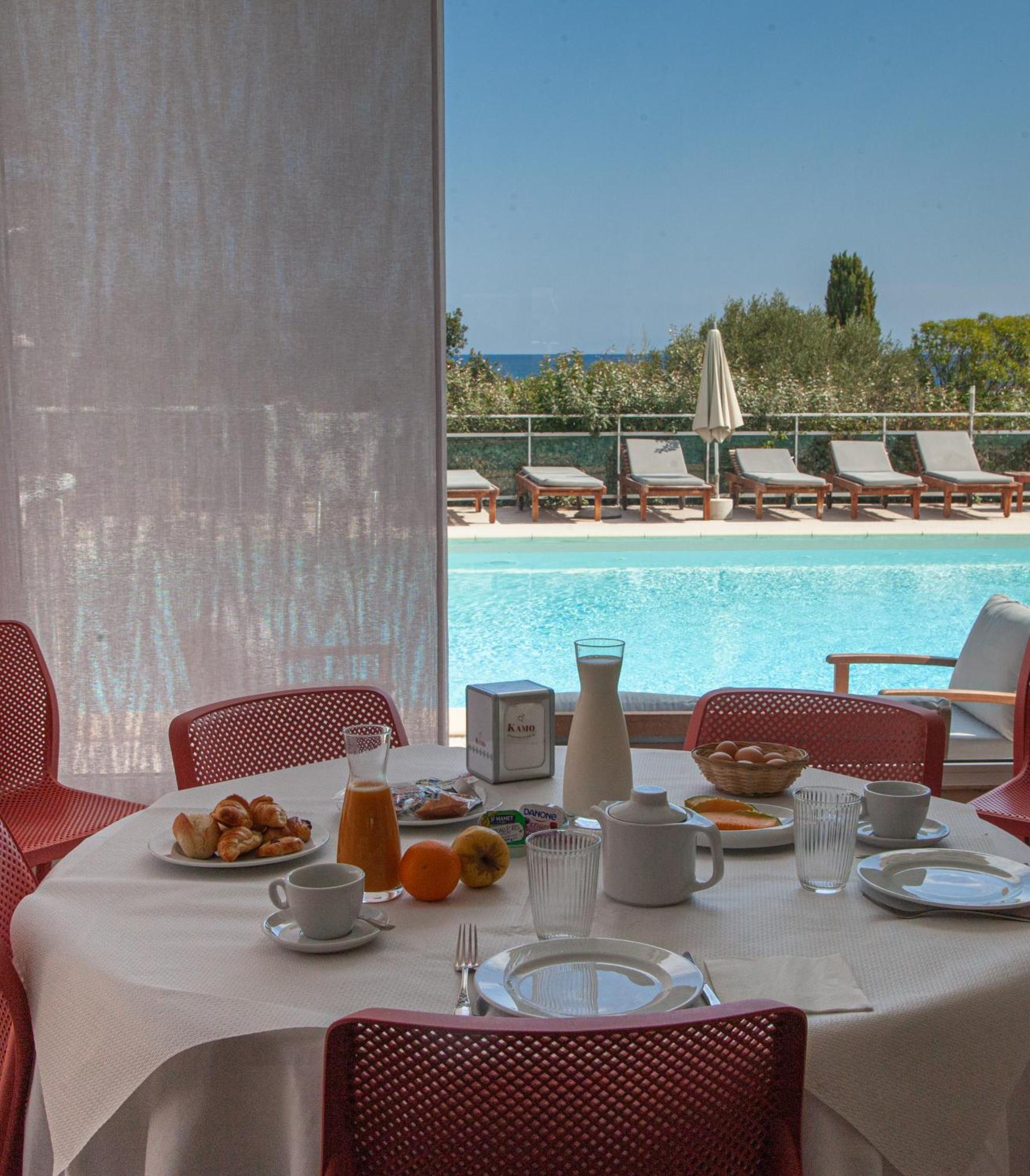 Hotel Orizonte à Cervione Extérieur photo